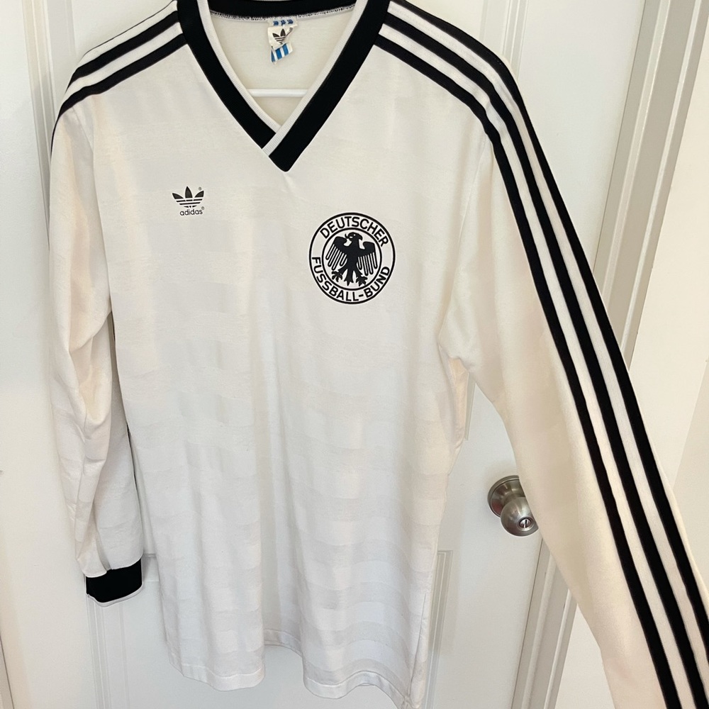 Deutscher fussball bund, Dutch soccer jersey